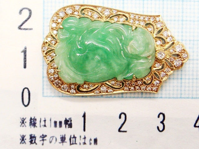 豪華!!18金☆大粒 天然翡翠&天然ダイヤモンド 彫刻ペンダントトップ!!750刻印★総重量7.4g★清掃済み