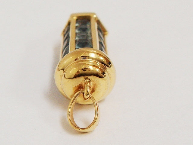重量感!!豪華☆18金★天然ブルートパーズ25石 4.86ct エメラルドカット ペンダントトップ★総重量8.2g★K18・486刻印有☆清掃済
