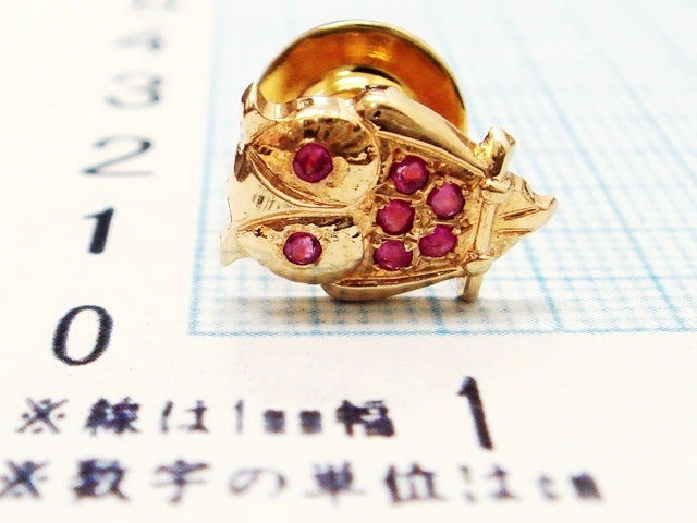 豪華!!18金!!天然ルビー フクロウデザイン ピンブローチ・タイタック!!留め具なし重量1.3g★K18刻印・清掃済