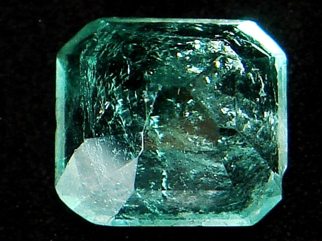 豪華!!鑑別カード付☆天然エメラルド ルース★1.667ct!!大粒スクエア エメラルドカット・サイズ約6×5mm★アクセサリー作成に是非