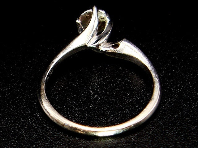 豪華!!鑑別カード付!!14金ホワイトゴールド★天然ダイヤモンド 0.14ct リング・指輪!!総重量2.2g★10号★K14WG・014刻印有☆清掃済