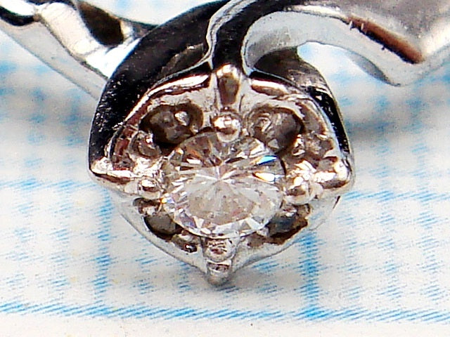 豪華!!鑑別カード付!!14金ホワイトゴールド★天然ダイヤモンド 0.14ct リング・指輪!!総重量2.2g★10号★K14WG・014刻印有☆清掃済
