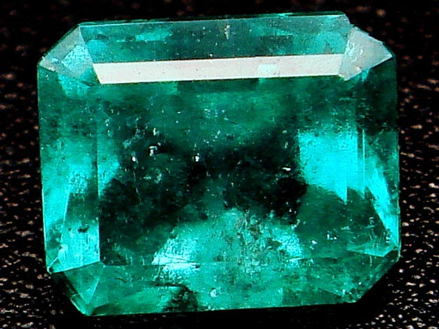 豪華!!鑑別カード付☆天然エメラルド ルース★1.155ct!!大粒スクエア エメラルドカット・サイズ約7×5mm★アクセサリー作成に是非