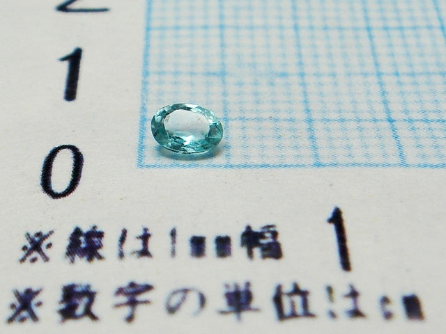 豪華!!鑑別カード付☆天然アパタイト ルース★0.187ct!!オーバル・サイズ約5×3mm★パライバトルマリンカラー★アクセサリー作成に是非