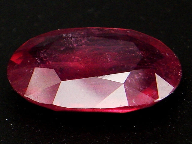 豪華!!鑑別カード付☆天然ルビー ルース★16.494ct!!大粒・サイズ約20×15mm・オーバルミックスカット★アクセサリー作成に是非!!ケース付