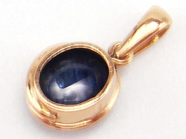 豪華!!18金☆天然ブルーサファイヤ 天然ダイヤモンド付ペンダントトップ☆総重量3.6g・K18刻印有!!中石約8×10㎜/ダイヤ約2㎜・清掃済