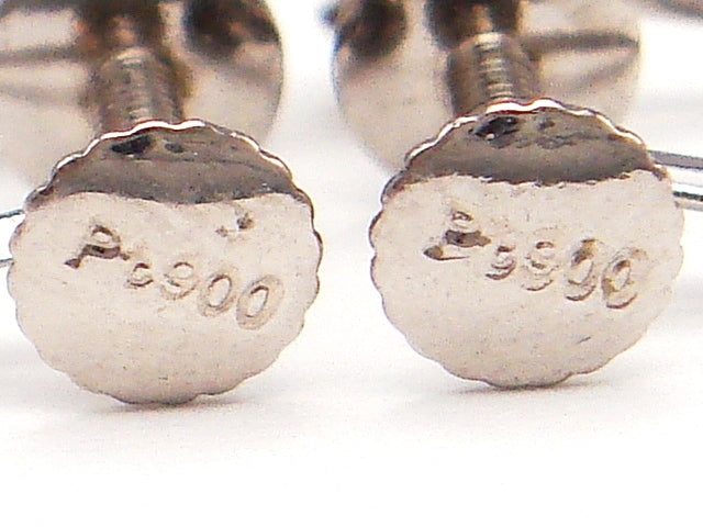 豪華★プラチナ900★天然ダイヤモンド 0.30ctイヤリング★総重量1.5g☆合計0.30ct☆0.15・Pt900刻印有★直径約4㎜★シンプル6本爪★清掃済