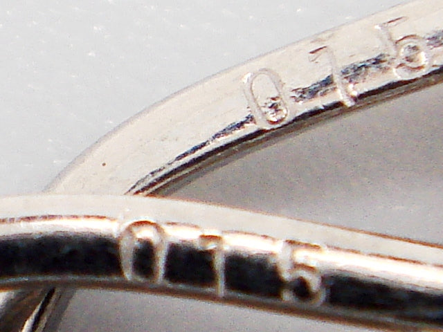 豪華★プラチナ900★天然ダイヤモンド 0.30ctイヤリング★総重量1.5g☆合計0.30ct☆0.15・Pt900刻印有★直径約4㎜★シンプル6本爪★清掃済
