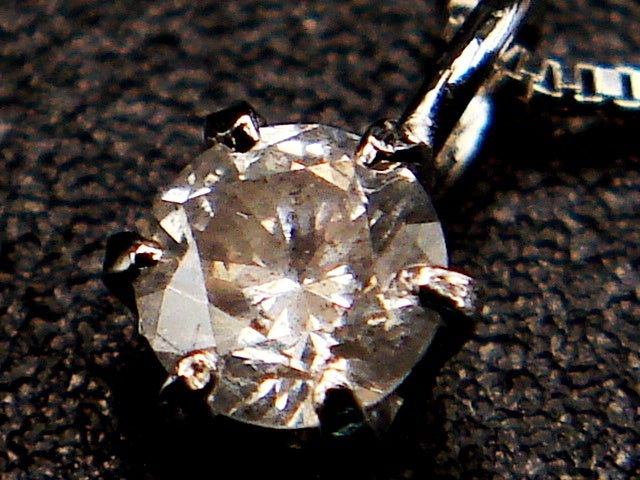 豪華!!★プラチナ900/10金☆天然ダイヤモンド0.1ct ネックレス!!総重量0.6g☆長さ36/40㎝☆Pt900・K10WG・0.1刻印★ダイヤチェック・清掃済