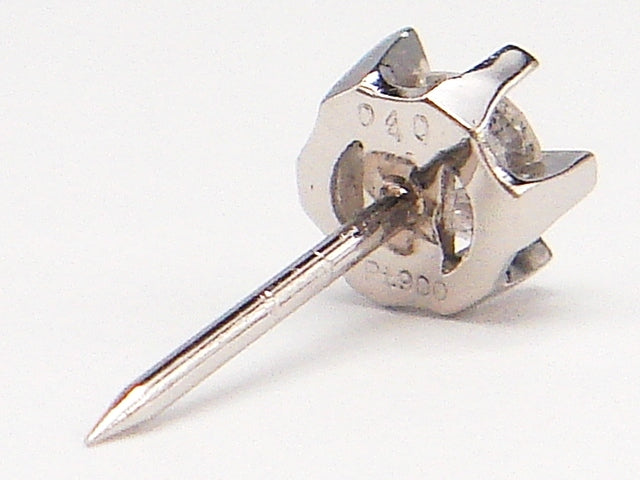 豪華!!プラチナ900★大粒天然ダイヤモンド 0.40ct★ピンブローチ・タイタック★留め具無し重量1.0g★Pt900・0.40刻印有り★清掃済み