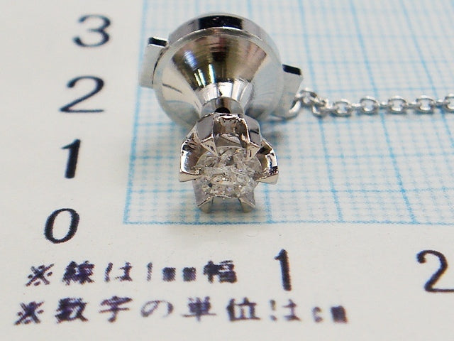 豪華!!プラチナ900★大粒天然ダイヤモンド 0.40ct★ピンブローチ・タイタック★留め具無し重量1.0g★Pt900・0.40刻印有り★清掃済み