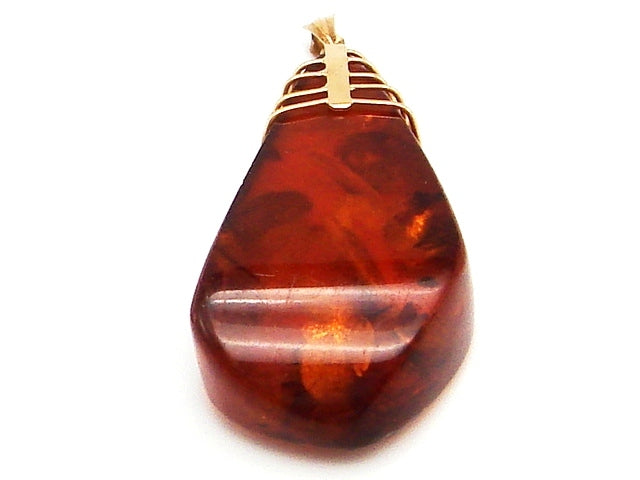 豪華!!大粒!!18金 琥珀・アンバー ペンダントトップ★総重量5.2g★K18刻印有り★サイズ表記有り★清掃済み