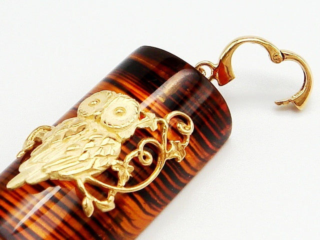 豪華!!大粒!!18金 琥珀・アンバー フクロウ付ペンダントトップ★総重量7.3g・サイズ約32×16mm★K18刻印有★サイズ表記有り★清掃済み